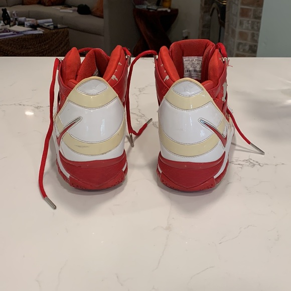 Nike LeBron James Zoom 3 - Picture 4 of 6